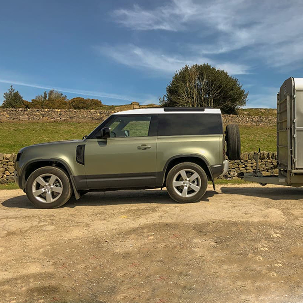 Defender Fixed Tow Bar