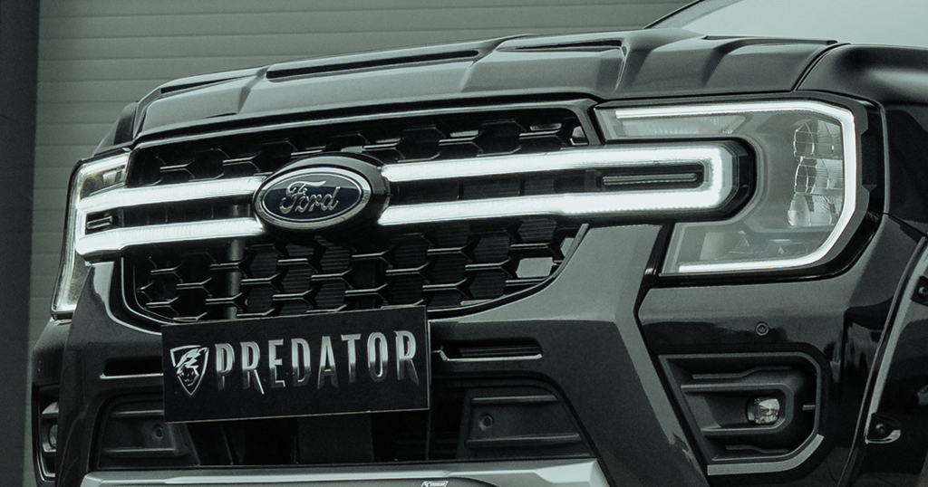 Predator Night Hawk LED Grille