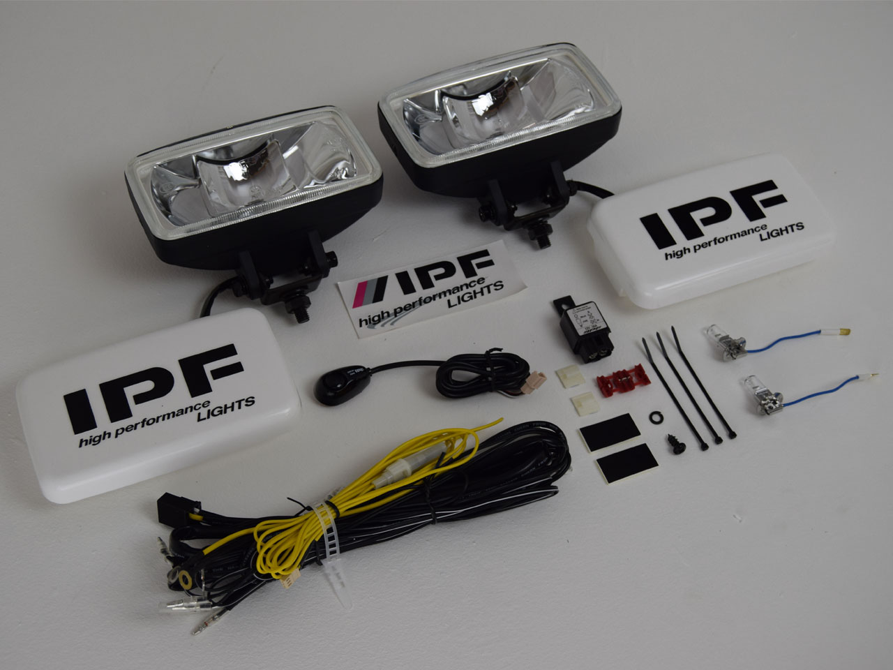 希少IPF 868 COMPLETE KIT ドライビングランプ 12V 55W 希少IPF 868 COMPLETE KIT ドライビングランプ 12V 55W