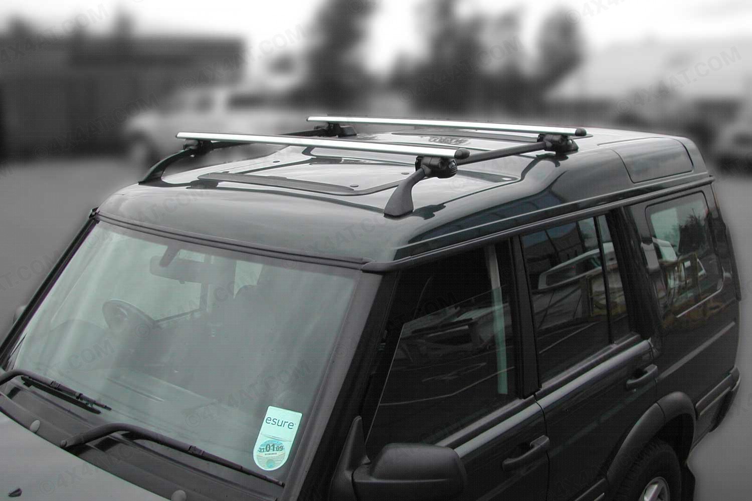 Land rover discovery roof outlet