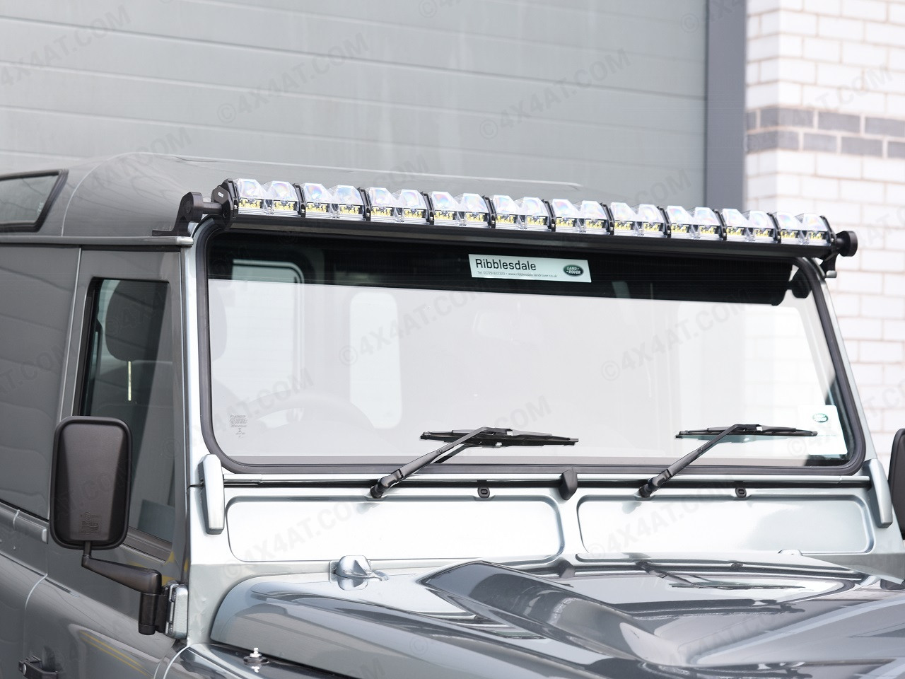 Land Rover 50" Light Bar Roof Integration Kit | 4x4AT