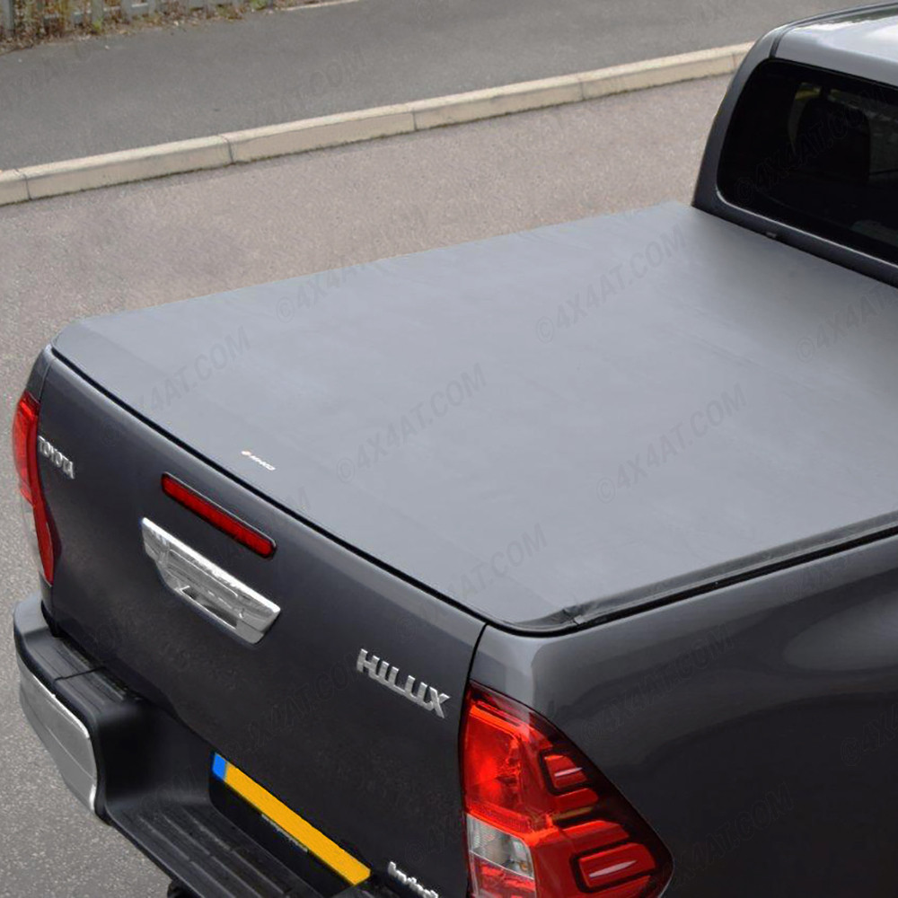 Toyota Hilux с закрытым багажником