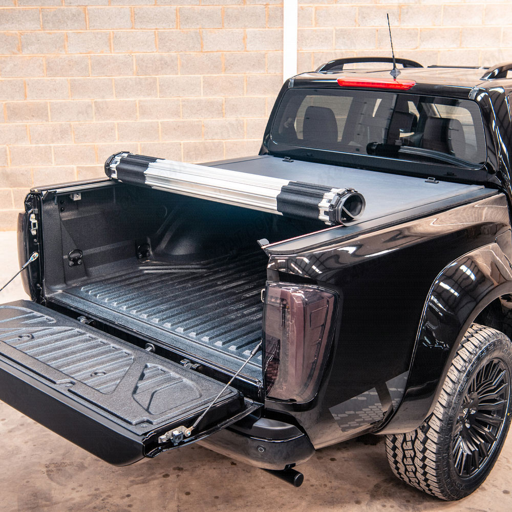 Toyota Hilux 2016- Ezy Roll-Up Tonneau Cover