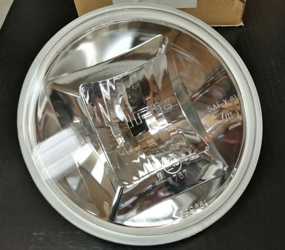 IPF 968 6 Inch Round Spot Light lens only (supplied individually