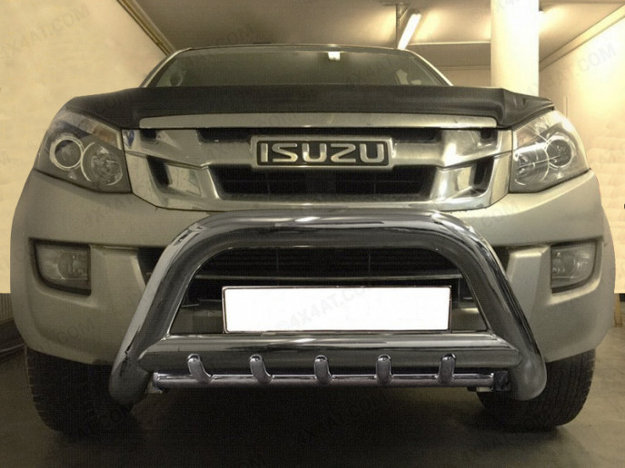 90mm Stainless steel nudge bar with axel bars fitted to an Isuzu Dmax 2012
