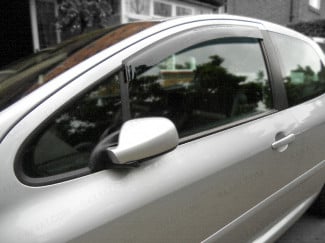 Adhesive fit window deflectors Peugeot 307 3dr 02-08 front window view