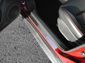 Nissan Juke 2010 On Stainless Steel Sill Protection Guards 