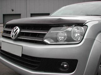 VW Amarok bonnet guard