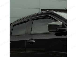  Dark smoke, tinted Isuzu D-Max 2012 on wind deflectors