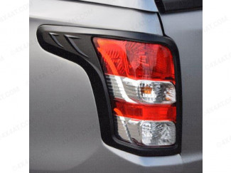 Matte black tail lamp surrounds for the Fiat Fullback 2016 on