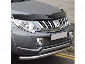 Dark smoke bonnet bug shield fitted to a Mitsubishi L200