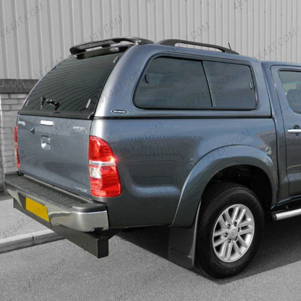 Carryboy 560 Leisure truck top on a Toyota Hilux double cab