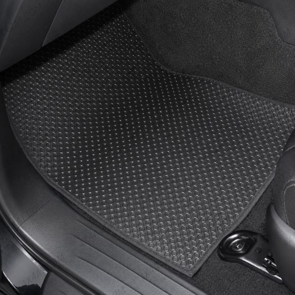 Toyota Hilux 2016-2020 Tailored Floor Mats - Manual Transmission