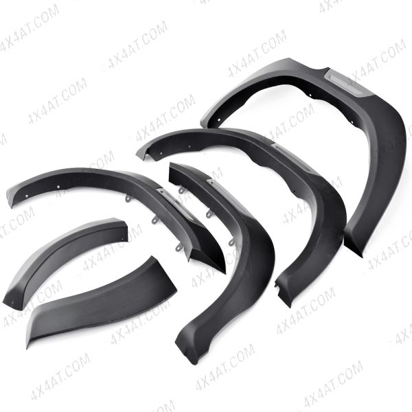 Toyota Hilux 2021+ 20mm Two-Tone Wheel Arches