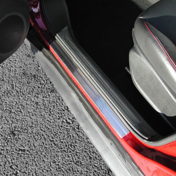 Stainless Steel Door Sill Guards for the Nissan Juke 2010-2019
