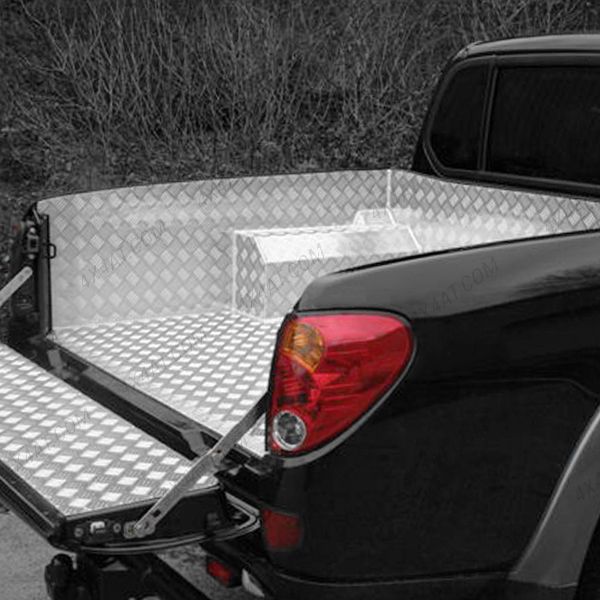 Mitsubishi L200 2005-2015 Curved Bed Aluminium Bed Liner