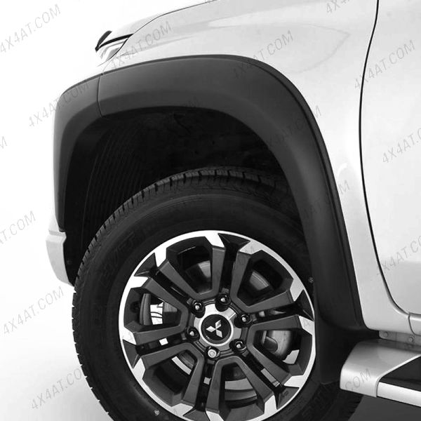 Mitsubishi L200 Series 6 2019-2021 Wheel Arch Kit - Matt Black