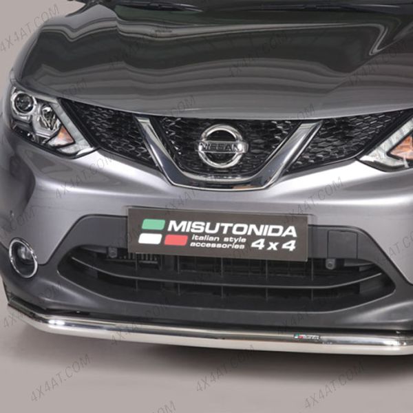 Close-up view of the Nissan Qashqai 2017-2020 63mm Stainless Steel Spoiler Bar