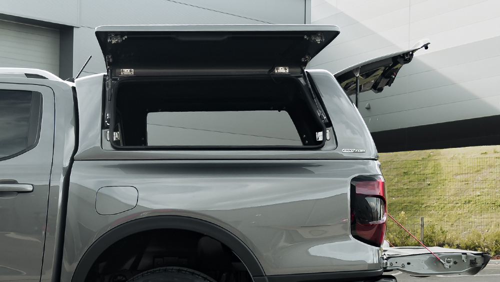 Commercial hardtop canopy