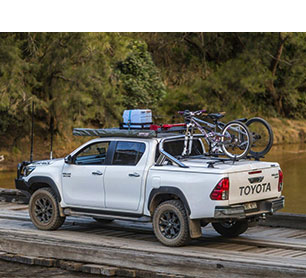 Toyota Hilux with Proform Tango Sportslid