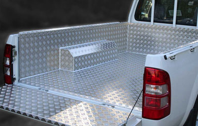 Samson 3mm aluminium chequer plate liner side view