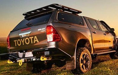 Toyota Hilux fitted with an Aeroklas Leisure Truck Top