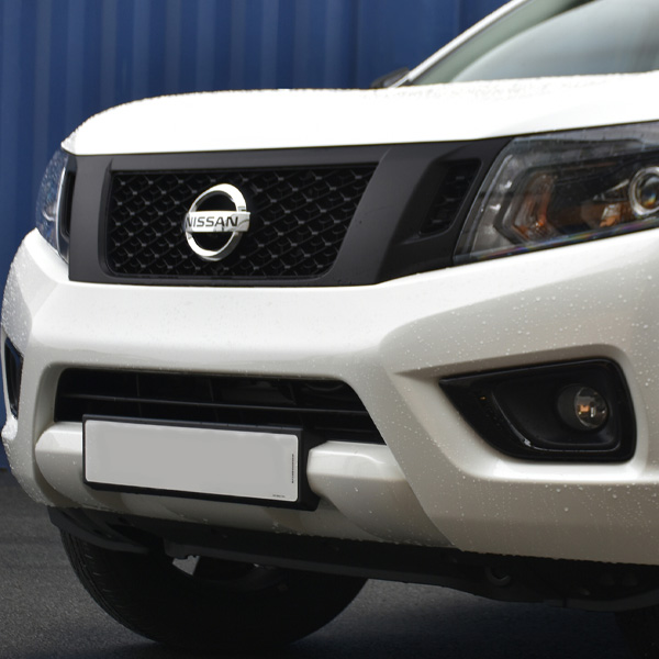 Nissan Navara NP300 Grille Matt Black