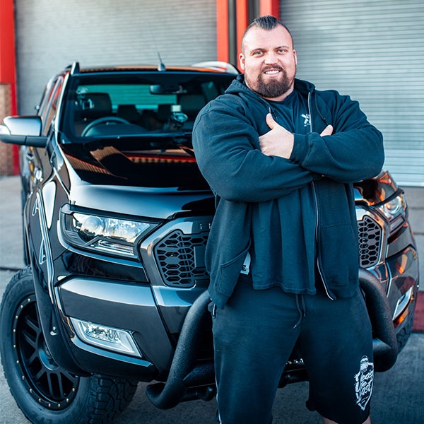 Eddie Hall Stops by 4x4AT HQ - Blog Post